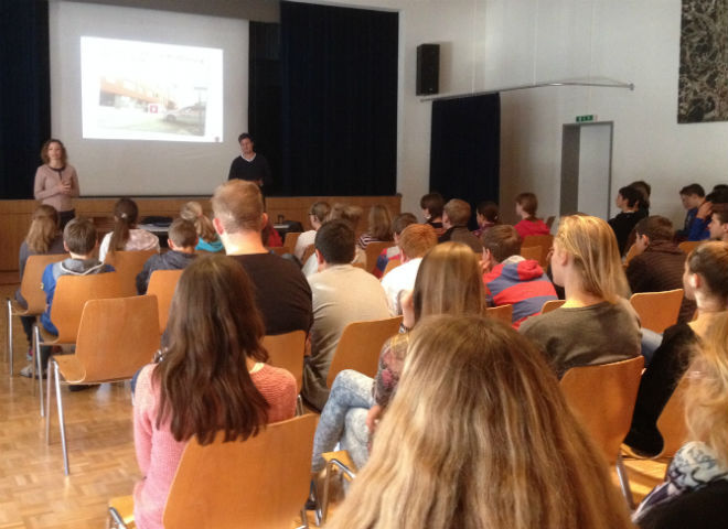 Schulung "Neue Medien" für Kinder und Eltern
