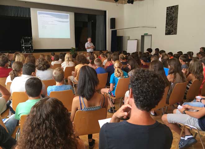 Raus aus den Ferien - rein in die Schule, mit Fruchtsalat